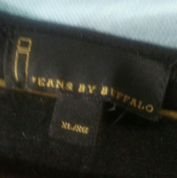 Snakeskin Pattern top - Picture 4 of 4